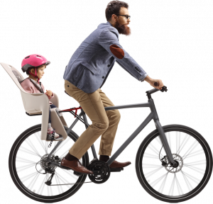man på cykel med barn